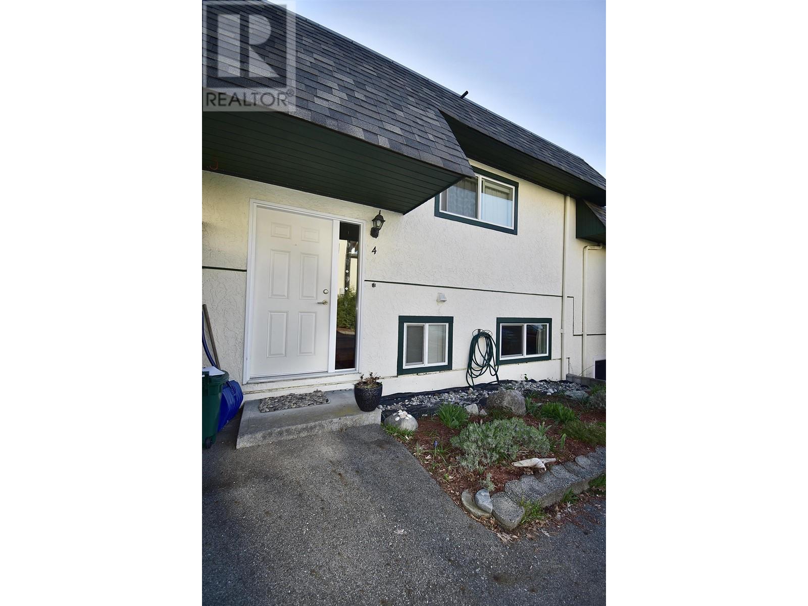 4 693 Corlett Road, Gibsons, British Columbia  V0N 1V9 - Photo 3 - R2865595