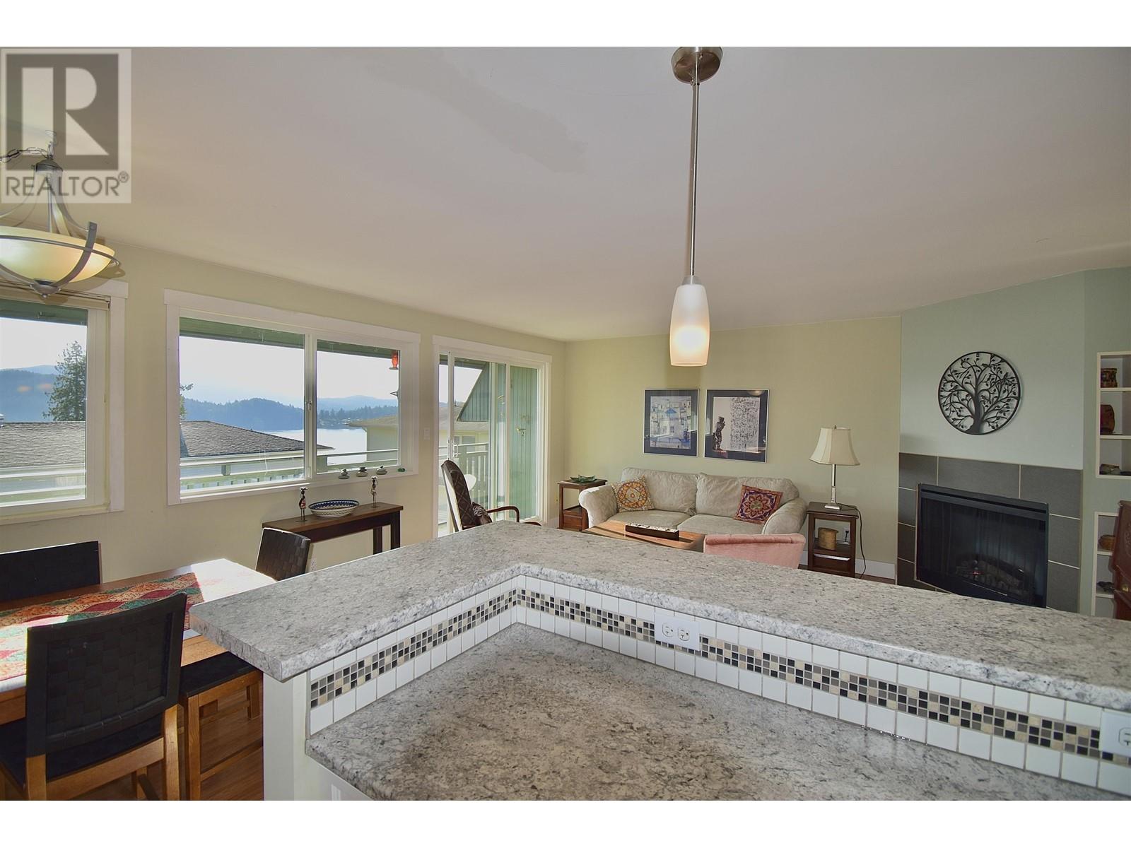 4 693 Corlett Road, Gibsons, British Columbia  V0N 1V9 - Photo 8 - R2865595