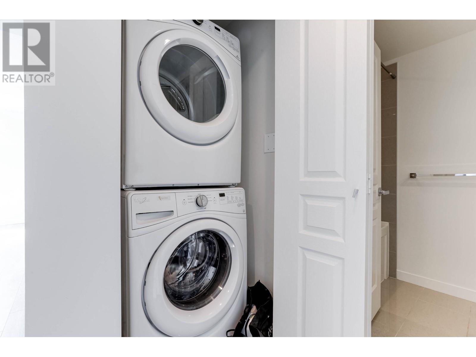 2205 3096 Windsor Gate, Coquitlam, British Columbia  V3B 0P4 - Photo 13 - R2865634