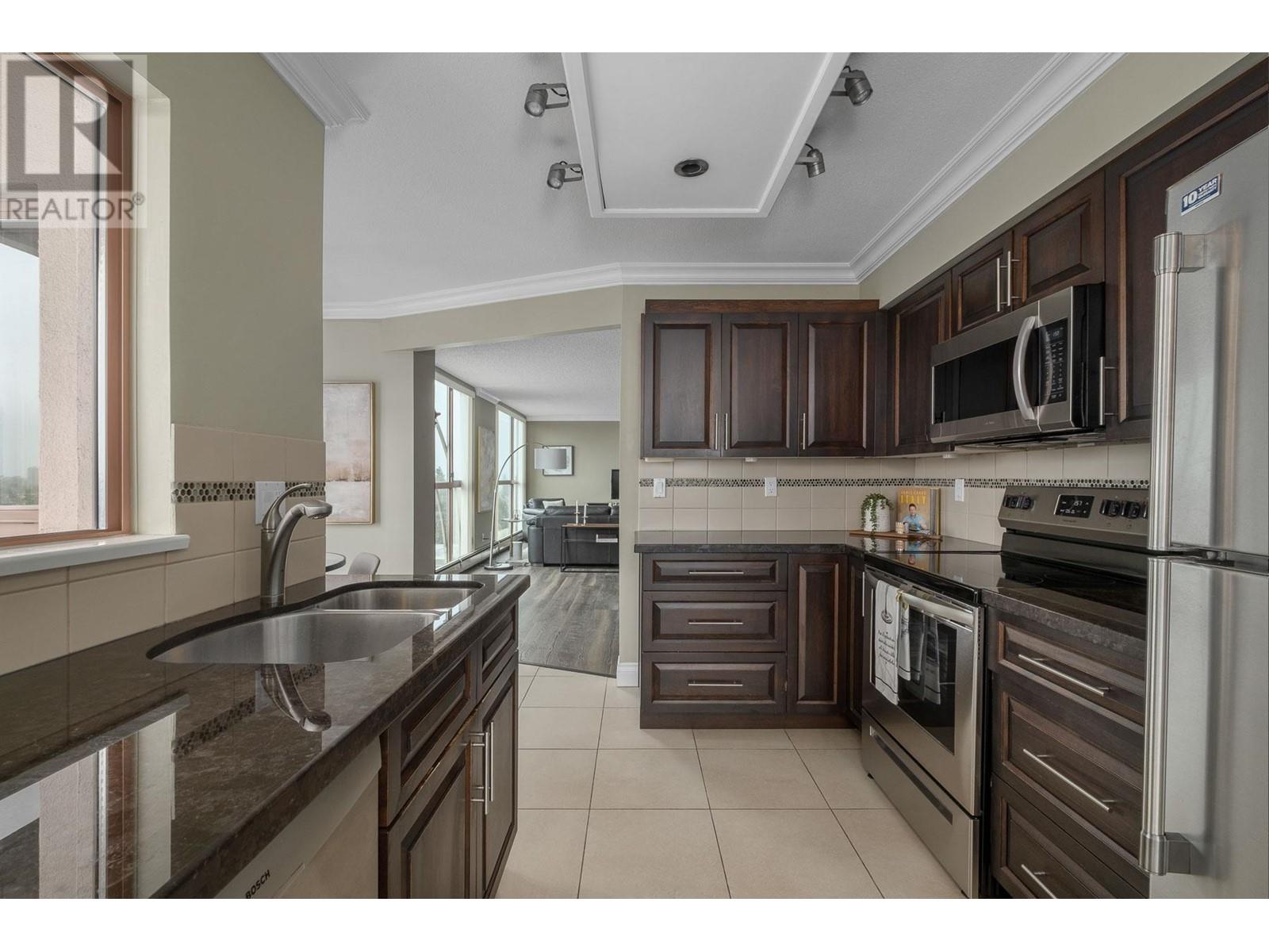 1504 612 Fifth Avenue, New Westminster, British Columbia  V3M 1X5 - Photo 16 - R2865662