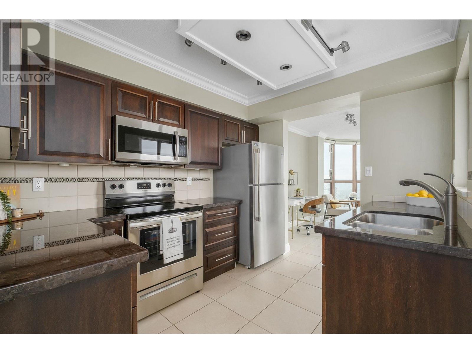 1504 612 Fifth Avenue, New Westminster, British Columbia  V3M 1X5 - Photo 8 - R2865662