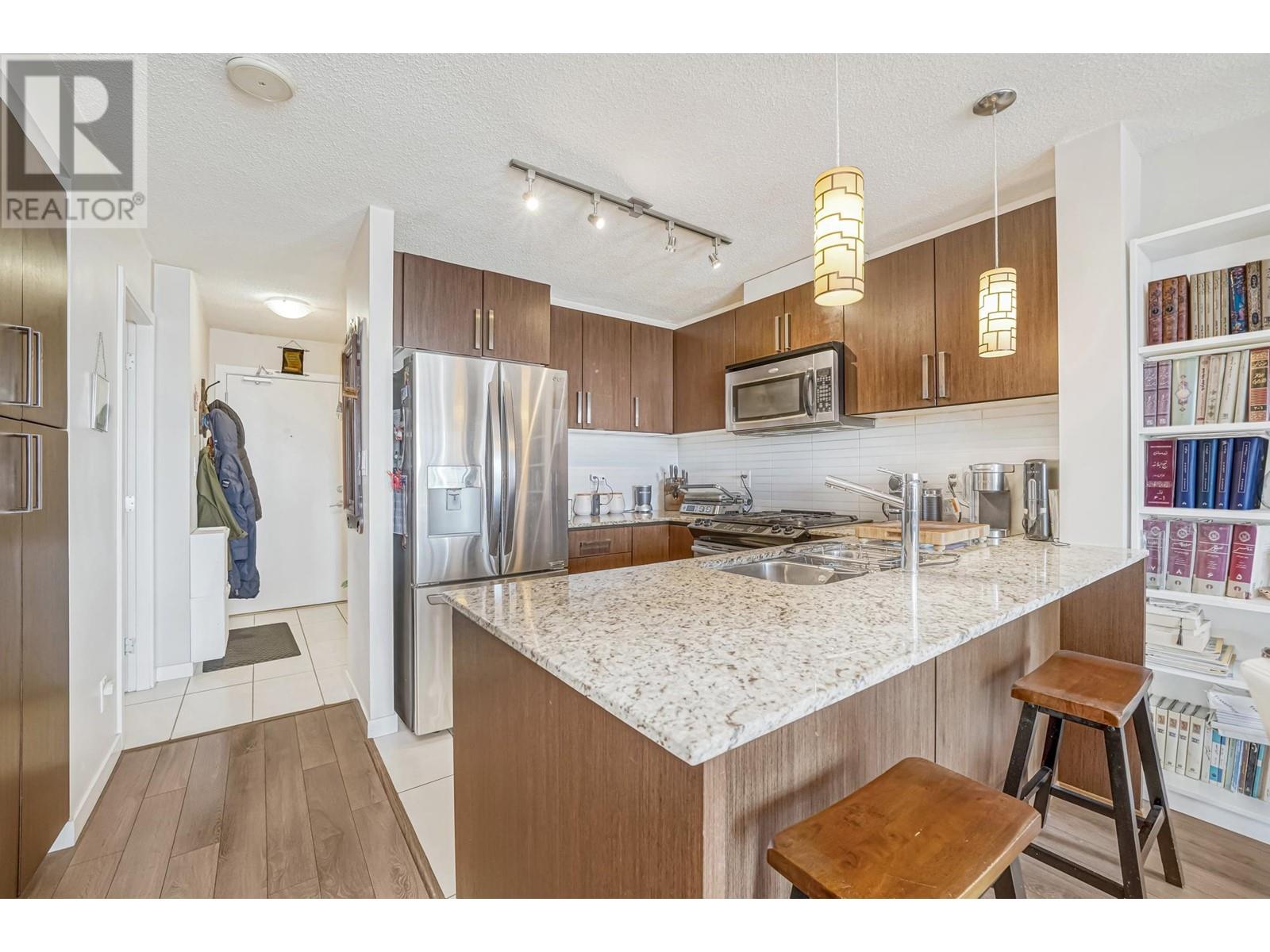 907 9888 Cameron Street, Burnaby, British Columbia  V3J 0A4 - Photo 11 - R2865683