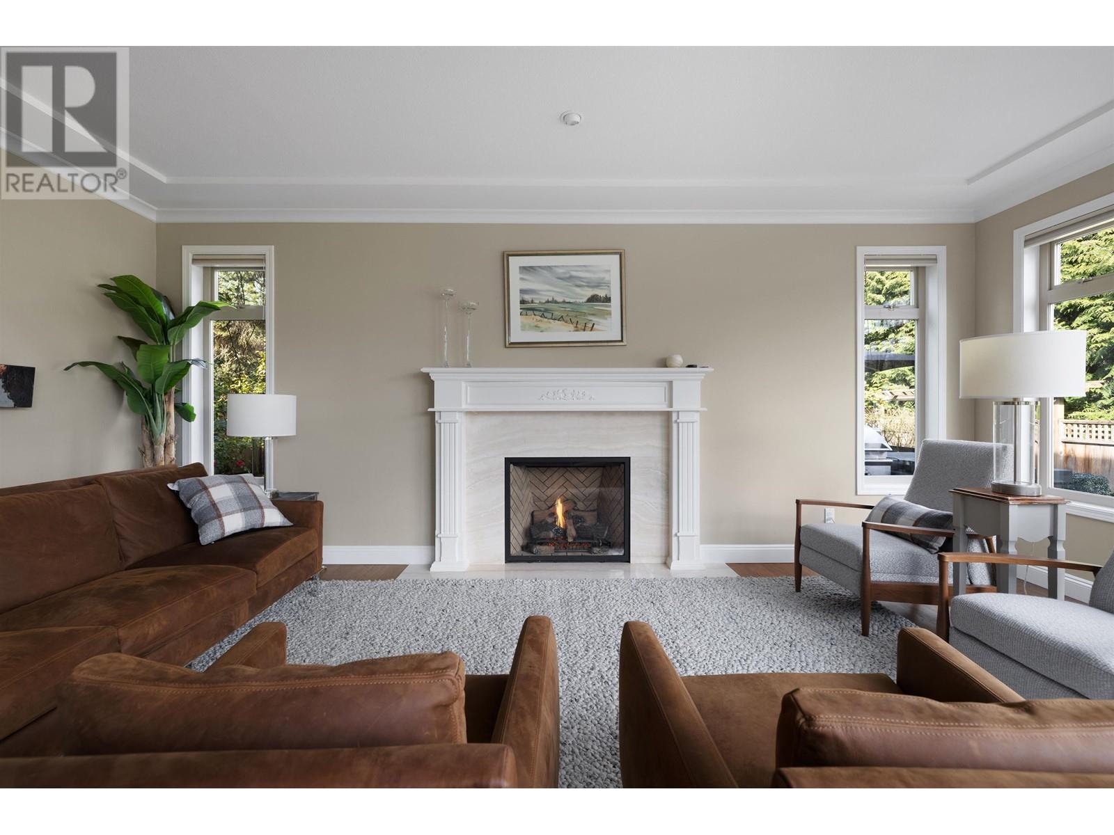 1907 Esquimalt Avenue, West Vancouver, British Columbia  V7V 1S2 - Photo 10 - R2865566