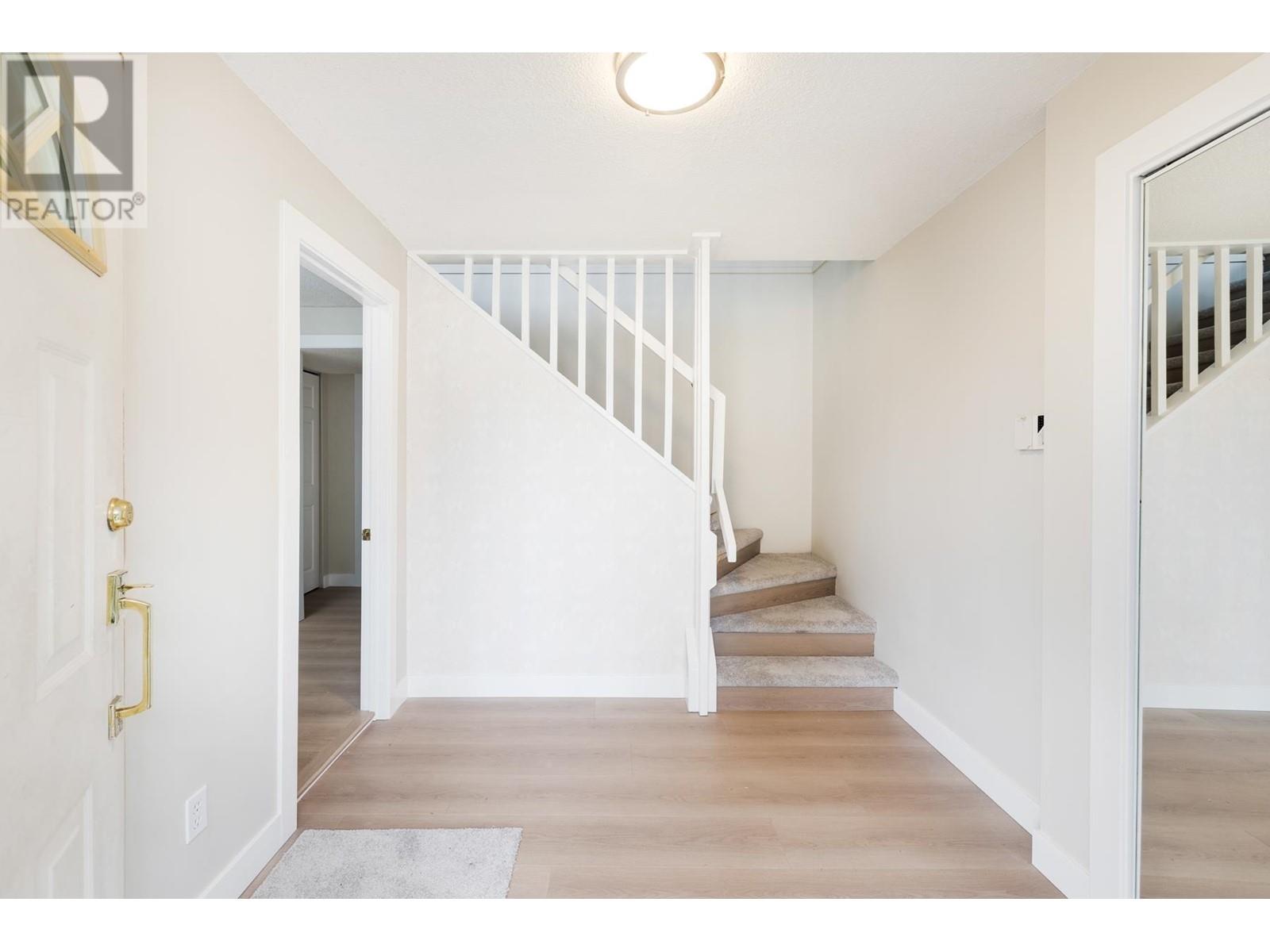 2631 Gordon Avenue, Port Coquitlam, British Columbia  V3C 3W6 - Photo 25 - R2865613