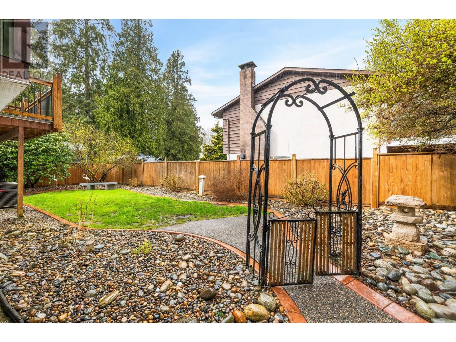 2631 Gordon Avenue, Port Coquitlam, British Columbia  V3C 3W6 - Photo 30 - R2865613