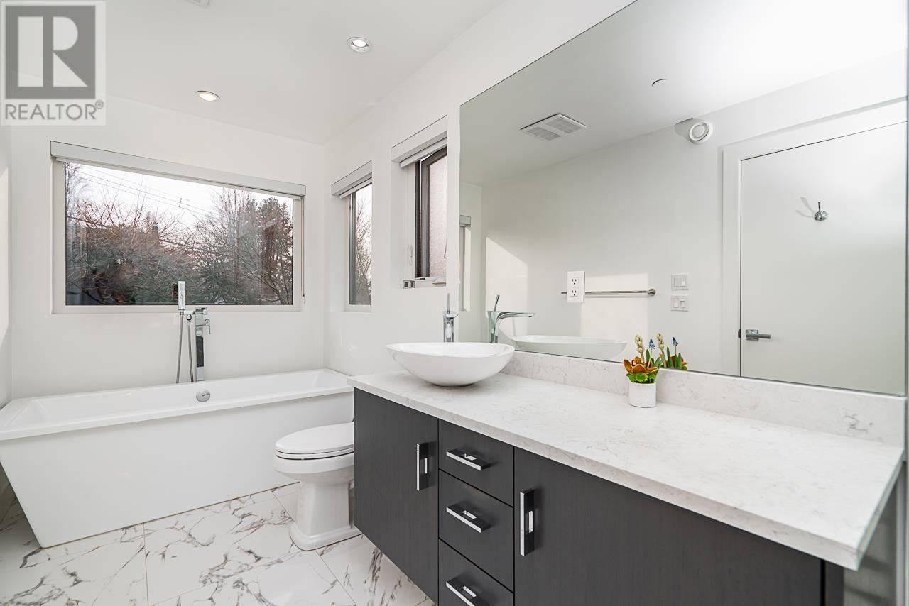 3586 Mcgill Street, Vancouver, British Columbia  V5K 1J1 - Photo 21 - R2865628