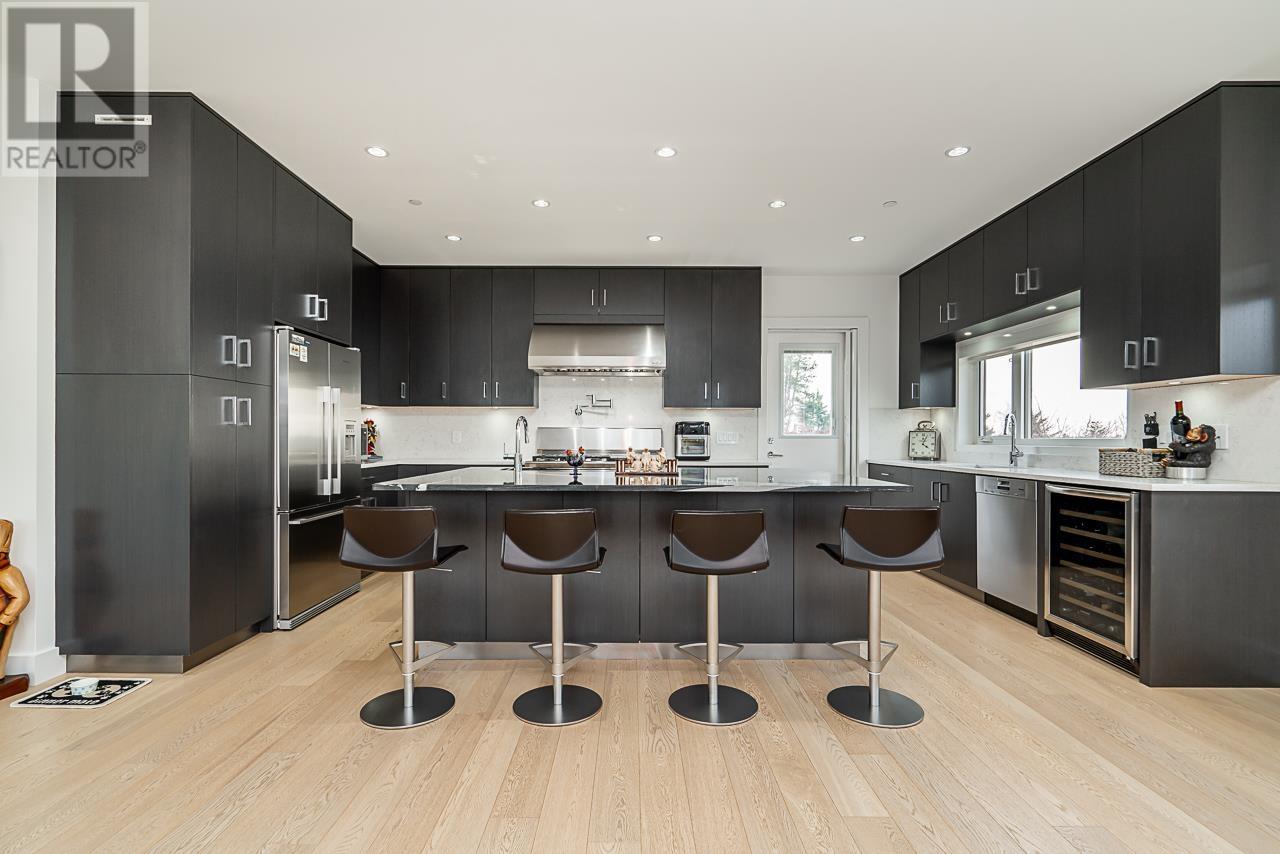 3586 Mcgill Street, Vancouver, British Columbia  V5K 1J1 - Photo 9 - R2865628