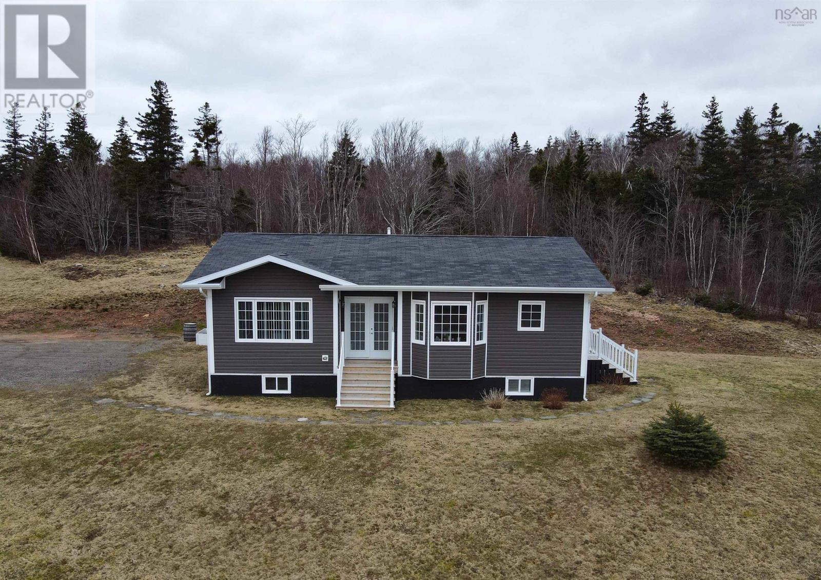 20 Hilltop Lane, Inverness, Nova Scotia  B0E 1N0 - Photo 2 - 202406016