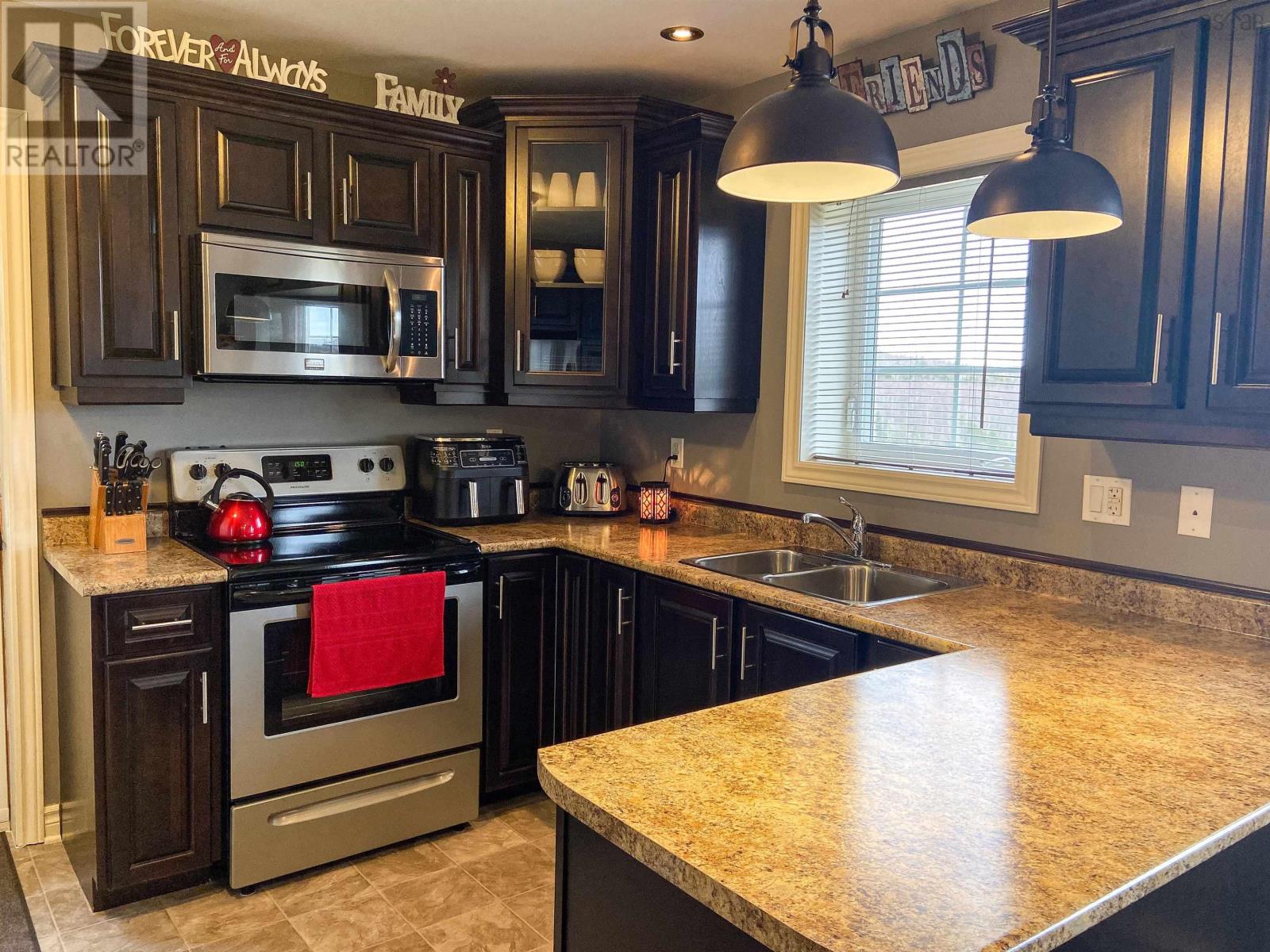 20 Hilltop Lane, Inverness, Nova Scotia  B0E 1N0 - Photo 6 - 202406016