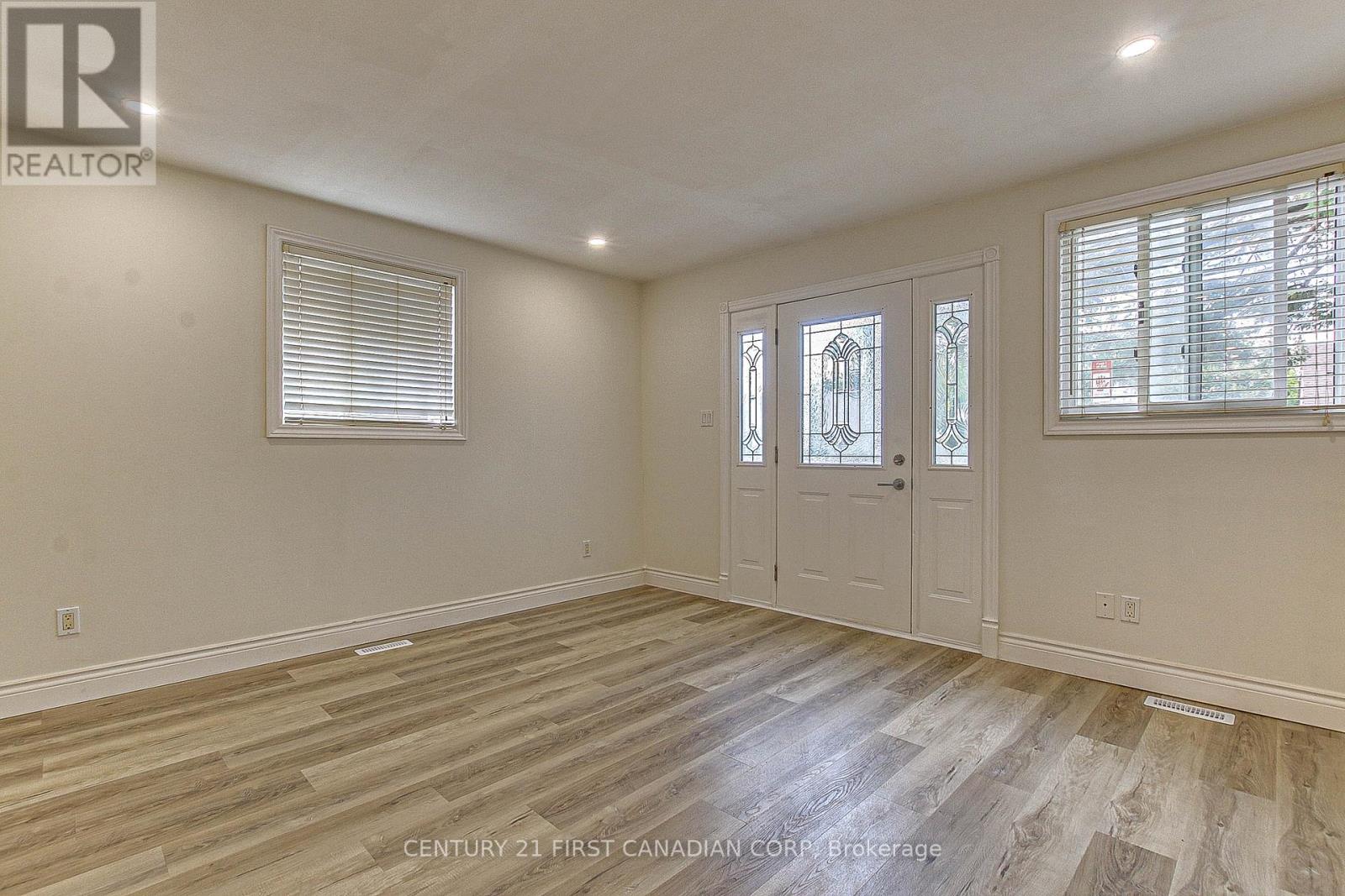 24 Barker St, London, Ontario  N5Y 1X6 - Photo 6 - X8198480