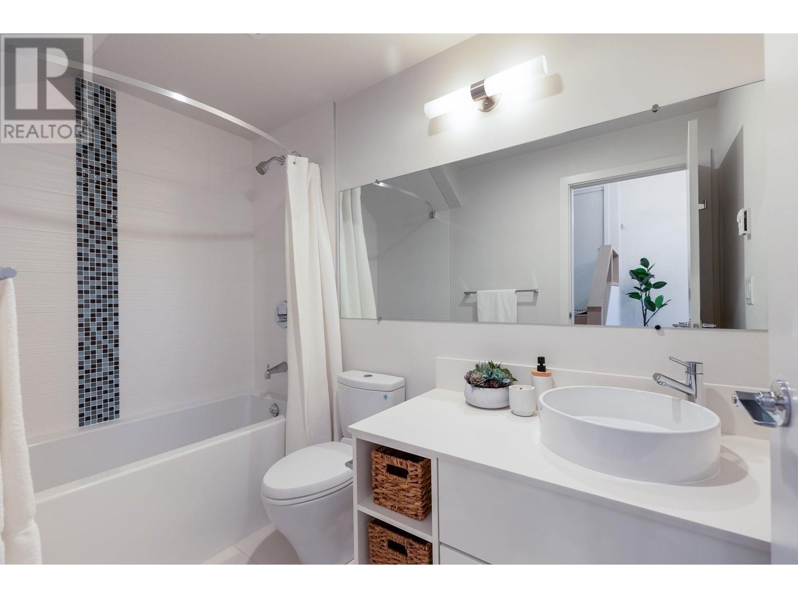 410 E 11th Avenue, Vancouver, British Columbia  V5T 0C7 - Photo 13 - R2865681