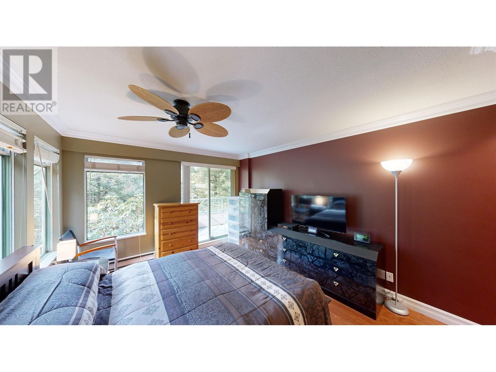 204 6737 Station Hill Court, Burnaby, British Columbia  V3N 4V2 - Photo 3 - R2864521