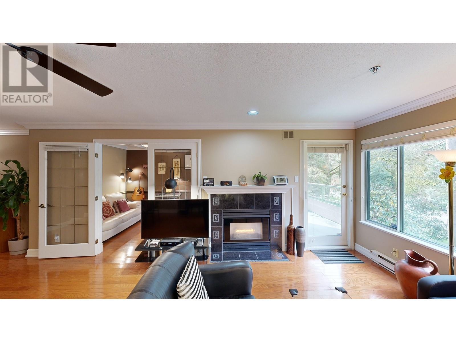 204 6737 Station Hill Court, Burnaby, British Columbia  V3N 4V2 - Photo 15 - R2864521
