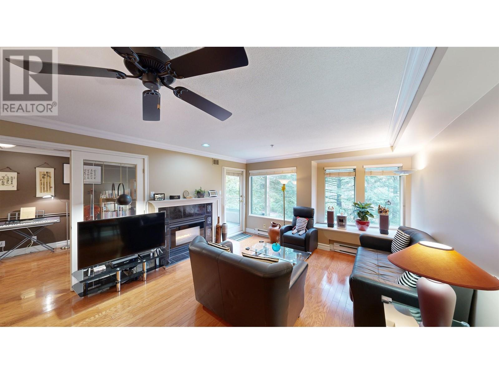 204 6737 Station Hill Court, Burnaby, British Columbia  V3N 4V2 - Photo 14 - R2864521
