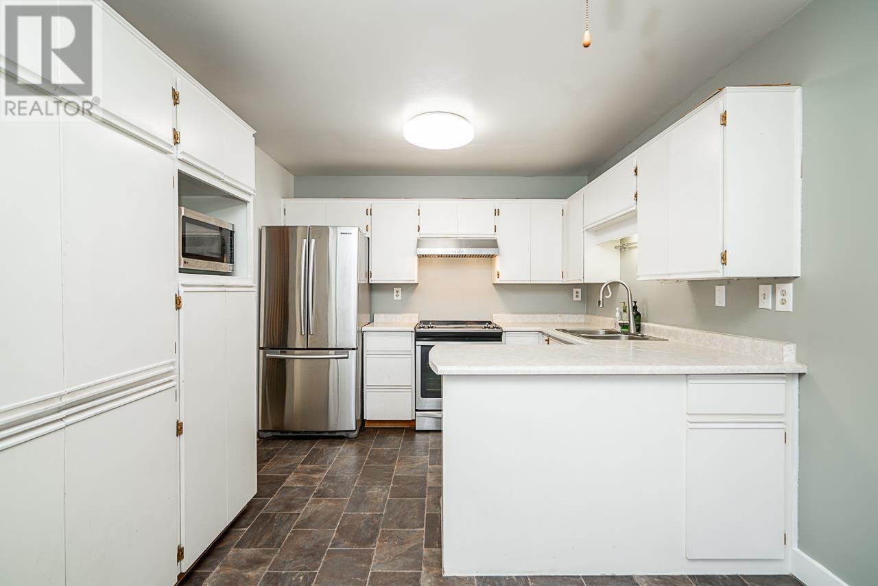 18 1318 Brunette Avenue, Coquitlam, British Columbia  V3K 6R1 - Photo 6 - R2865623