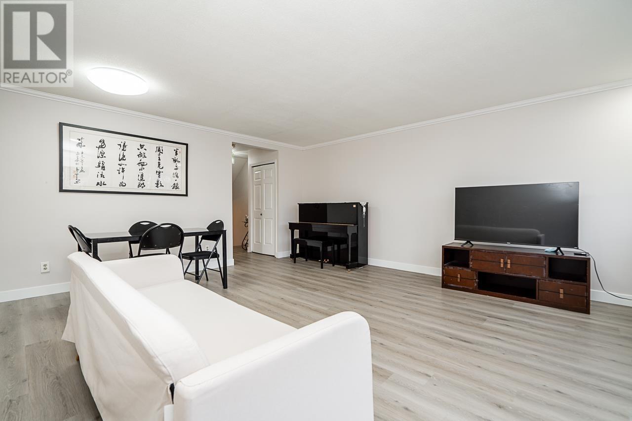 18 1318 Brunette Avenue, Coquitlam, British Columbia  V3K 6R1 - Photo 4 - R2865623