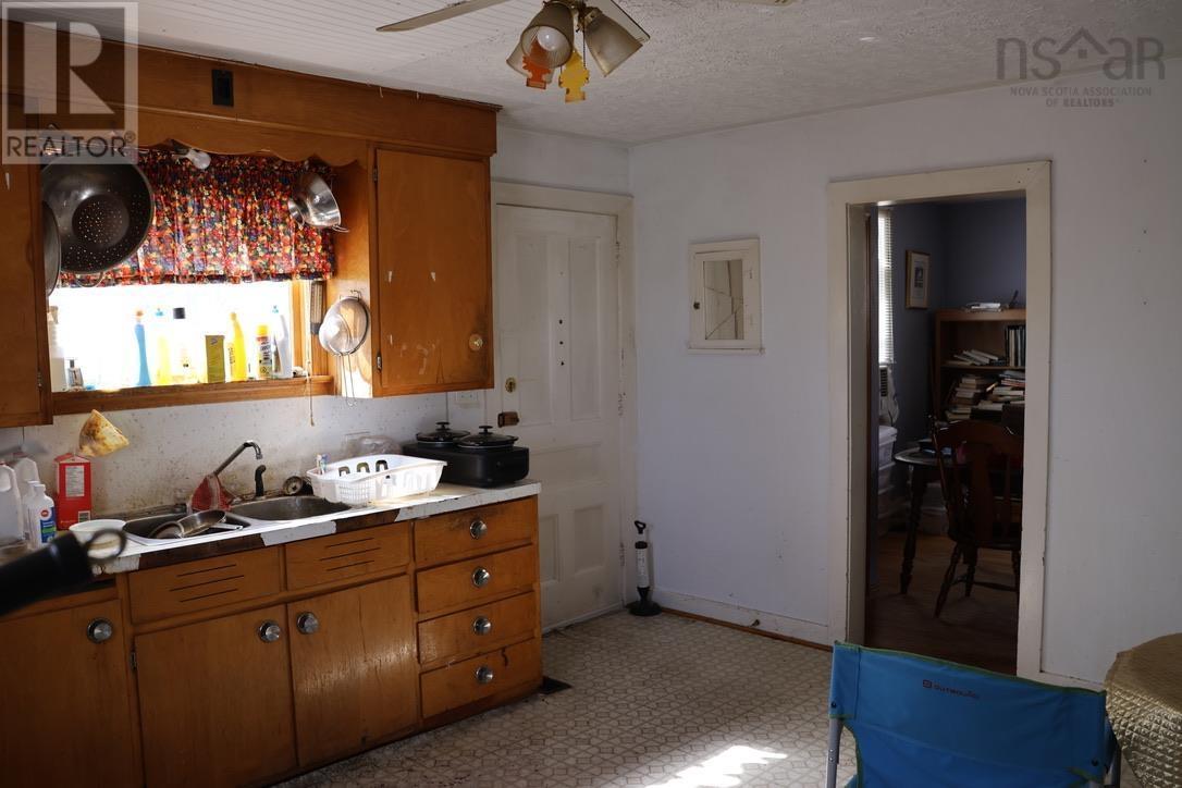 18 Station Road, Hubbards, Nova Scotia  B0J 1T0 - Photo 6 - 202405805