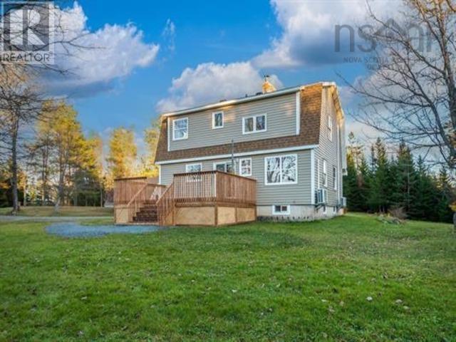 552 Myra Road, Porters Lake, Nova Scotia  B3E 1G4 - Photo 3 - 202406028