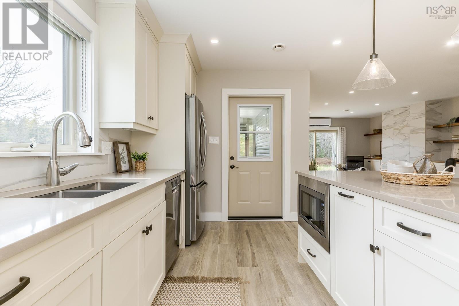 570 Myra Road, Porters Lake, Nova Scotia  B3E 1G4 - Photo 16 - 202406030