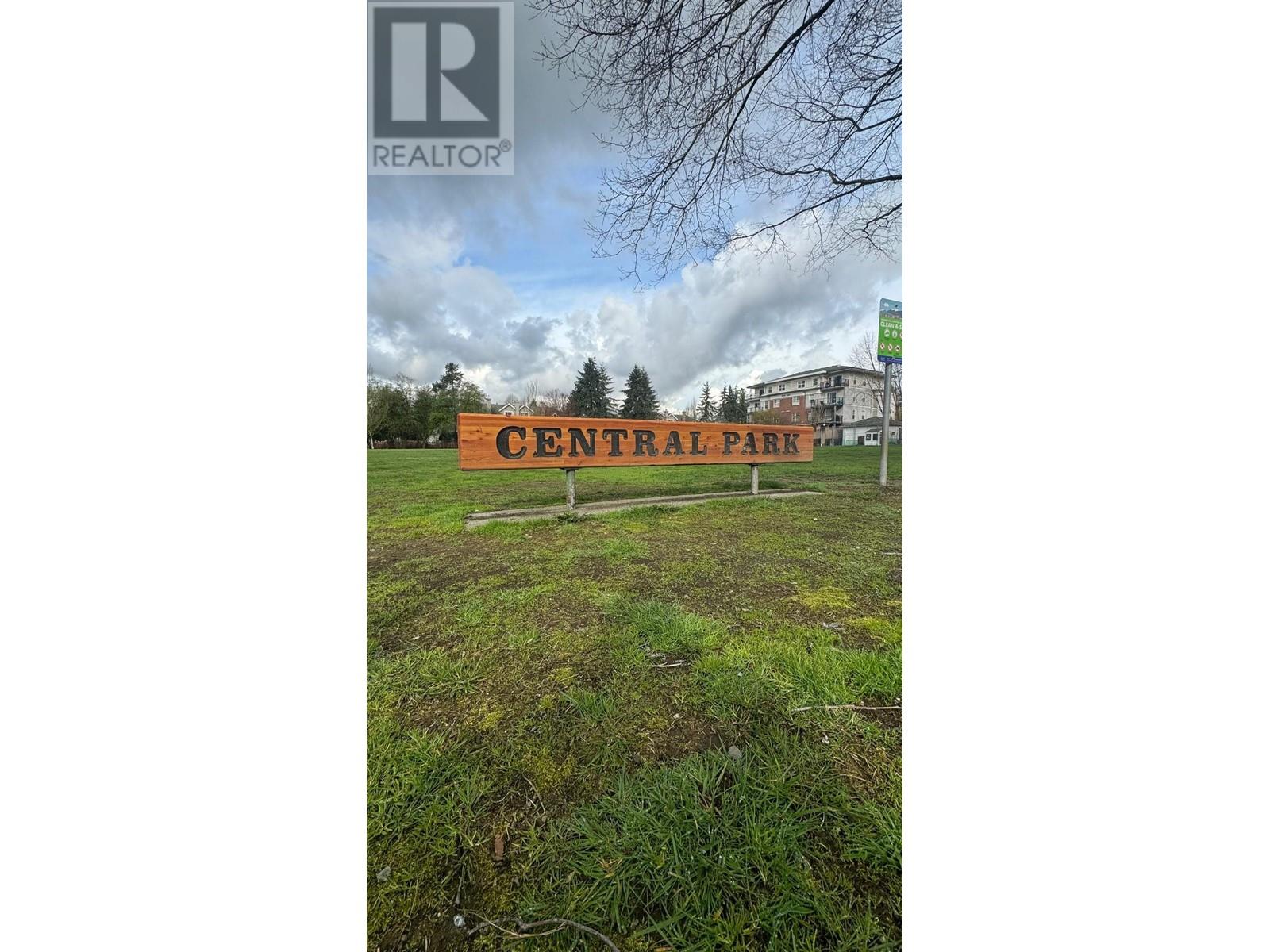 104 2345 Central Avenue, Port Coquitlam, British Columbia  V3C 1V9 - Photo 2 - R2865596