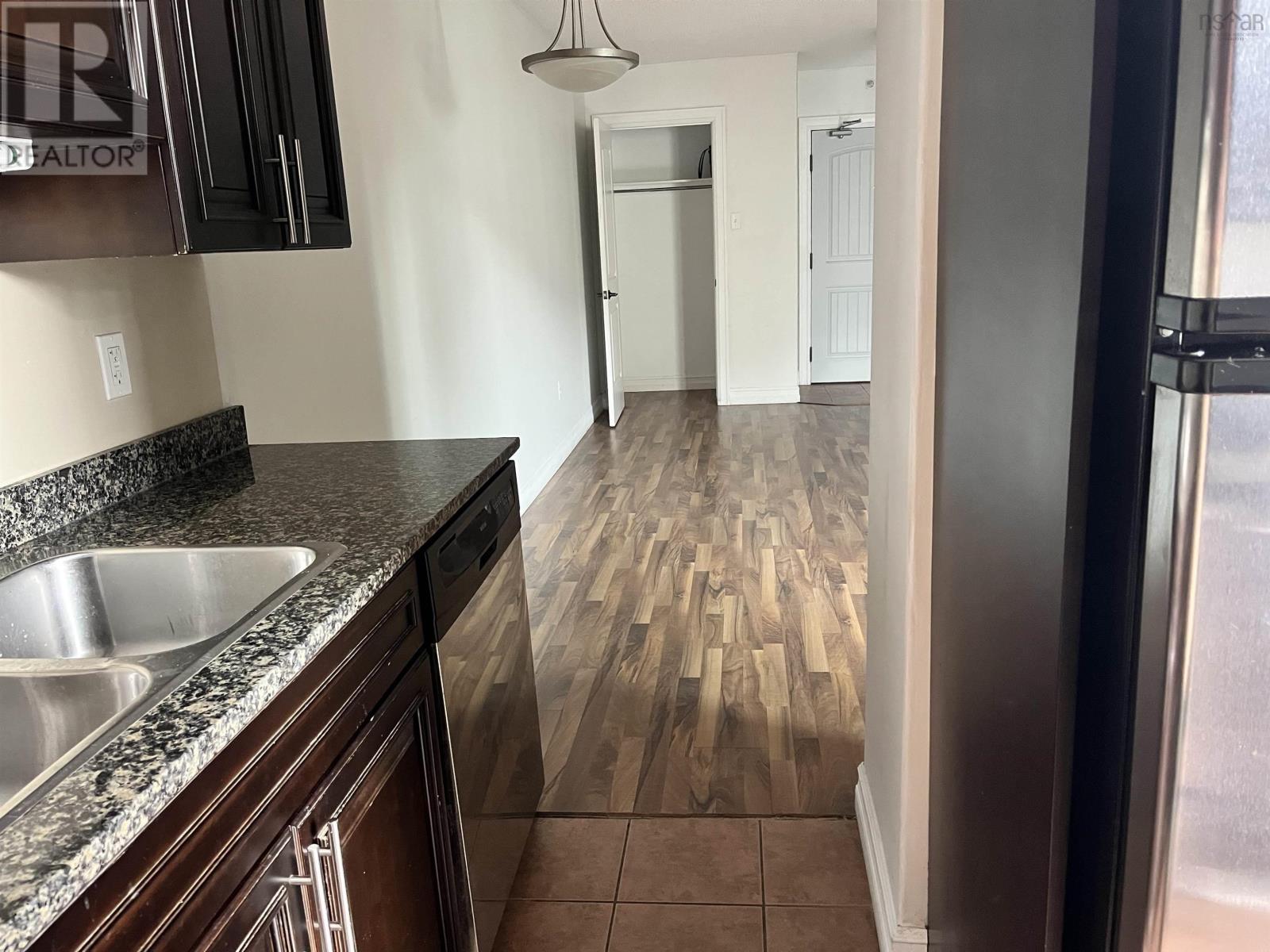 209 5505 Falkland Street, Halifax, Nova Scotia  B3K 1A6 - Photo 15 - 202406035