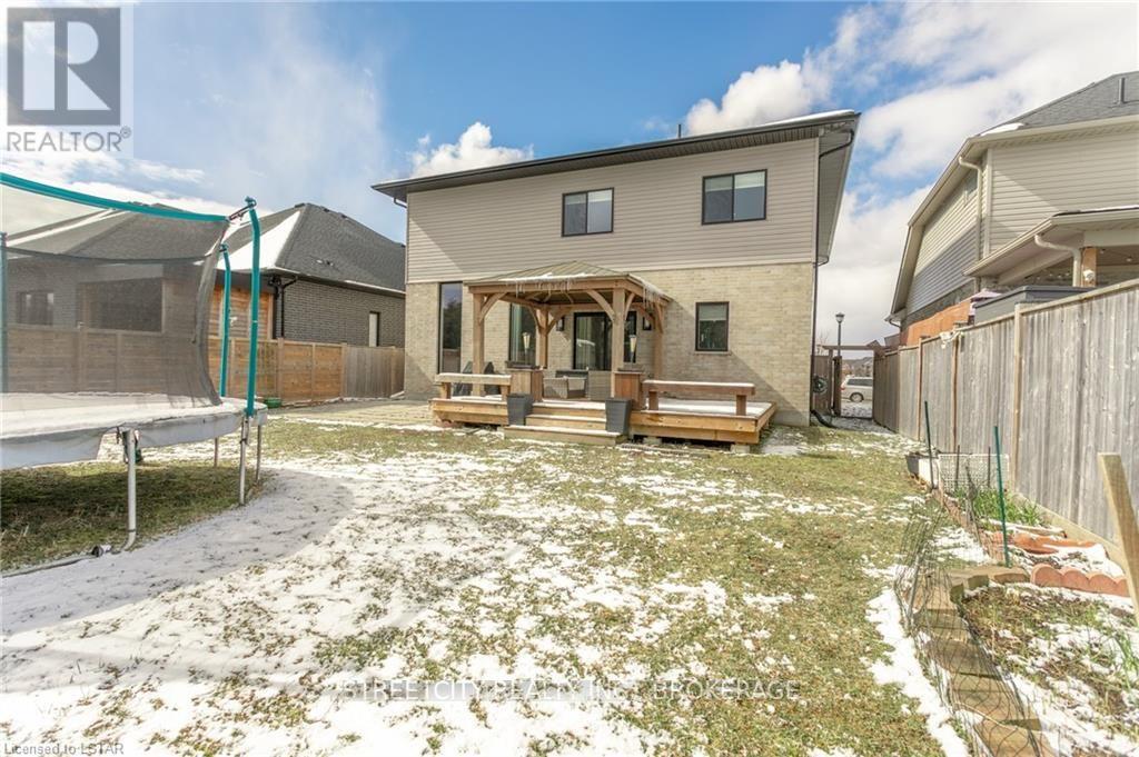 1221 Eagletrace Crt, London, Ontario  N6G 0K8 - Photo 35 - X8198950