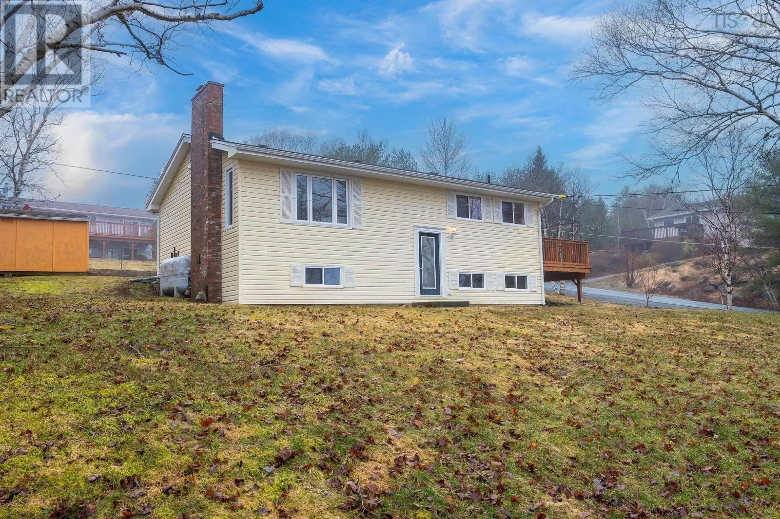 5 Ronda Drive, Porters Lake, Nova Scotia  B3E 1G8 - Photo 1 - 202406045