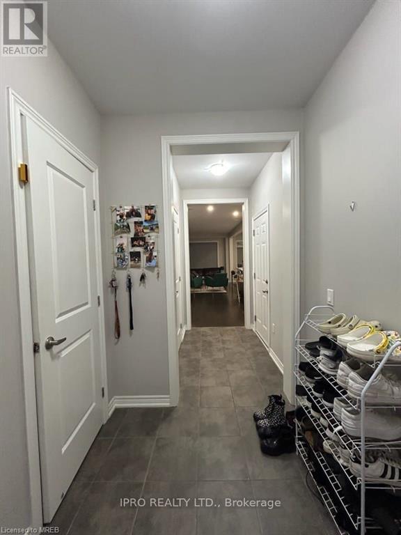 4 Bayonne Drive, Hamilton, Ontario  L8J 0L2 - Photo 3 - 40565992