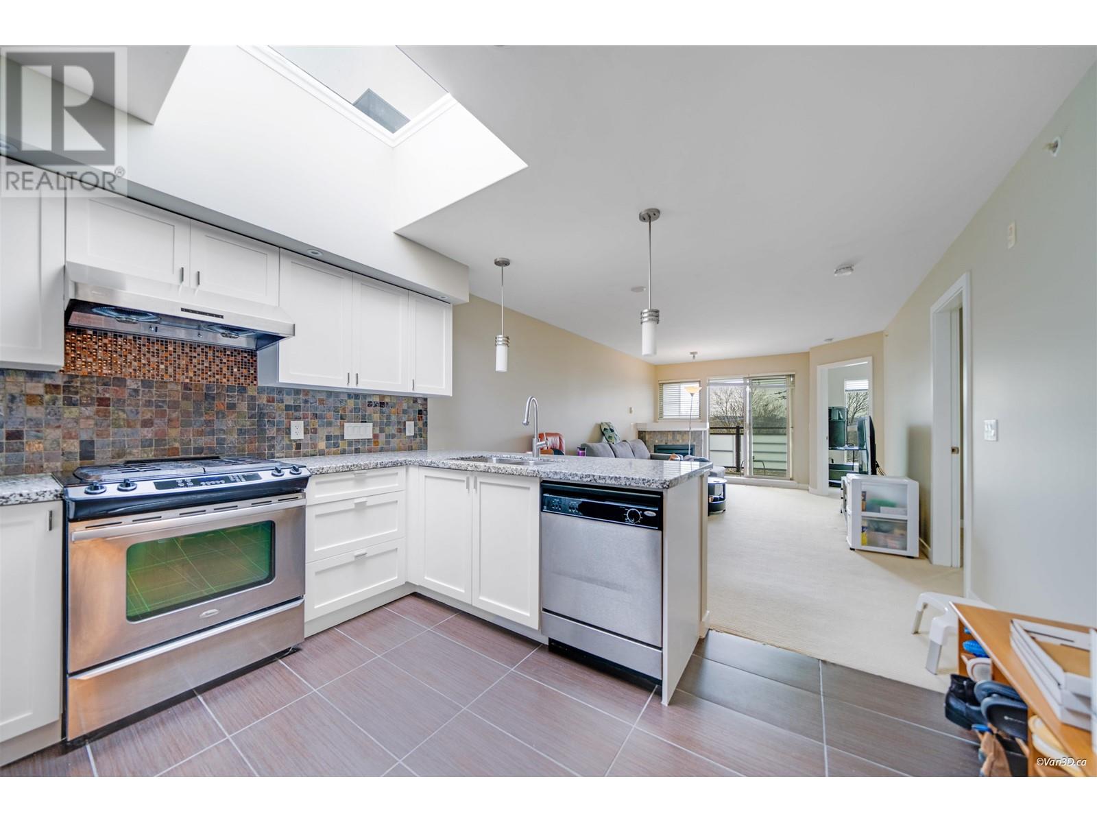 401 405 Skeena Street, Vancouver, British Columbia  V5K 0A3 - Photo 2 - R2865726