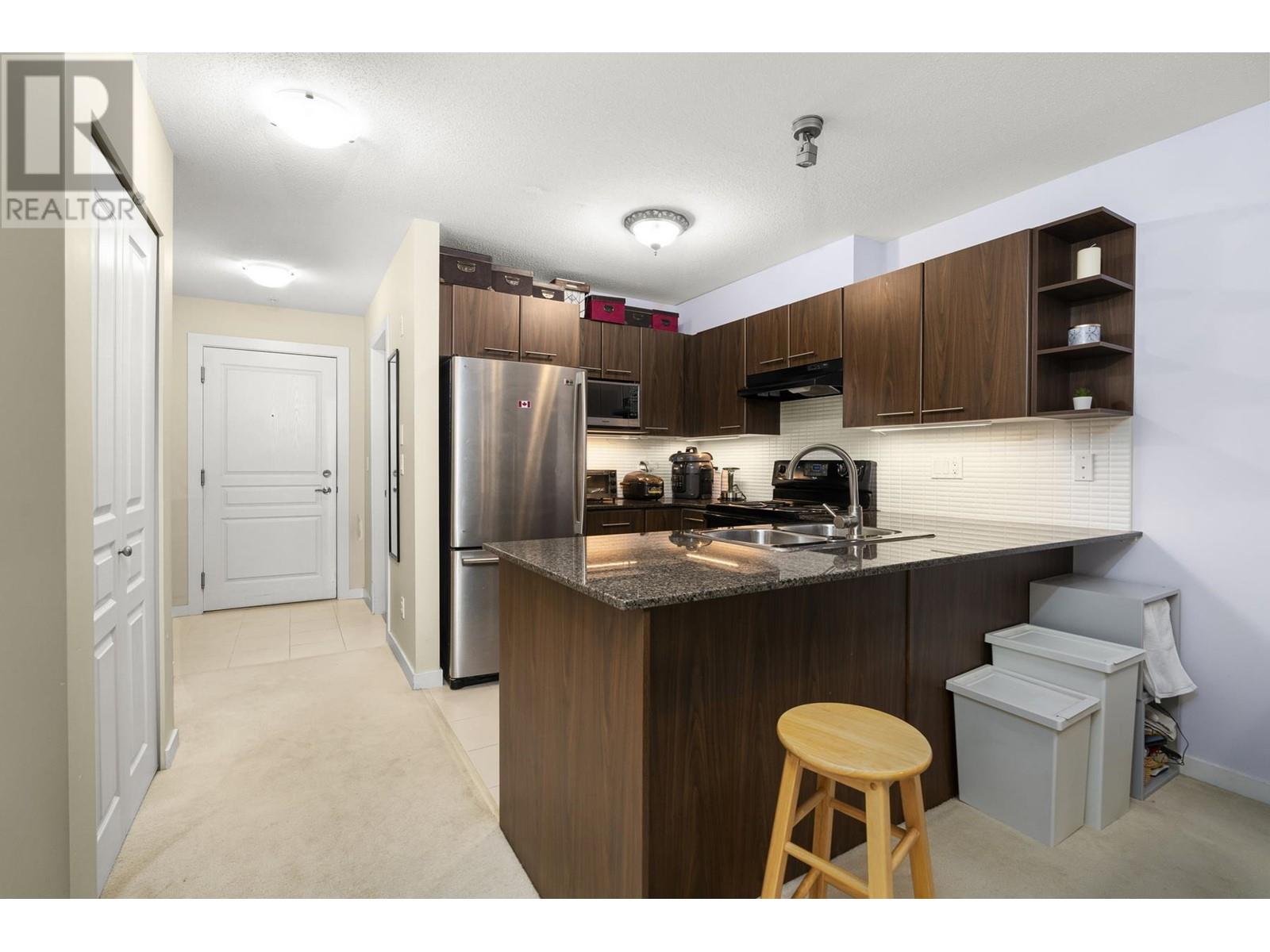 313 4768 Brentwood Drive, Burnaby, British Columbia  V5C 0C7 - Photo 5 - R2865738