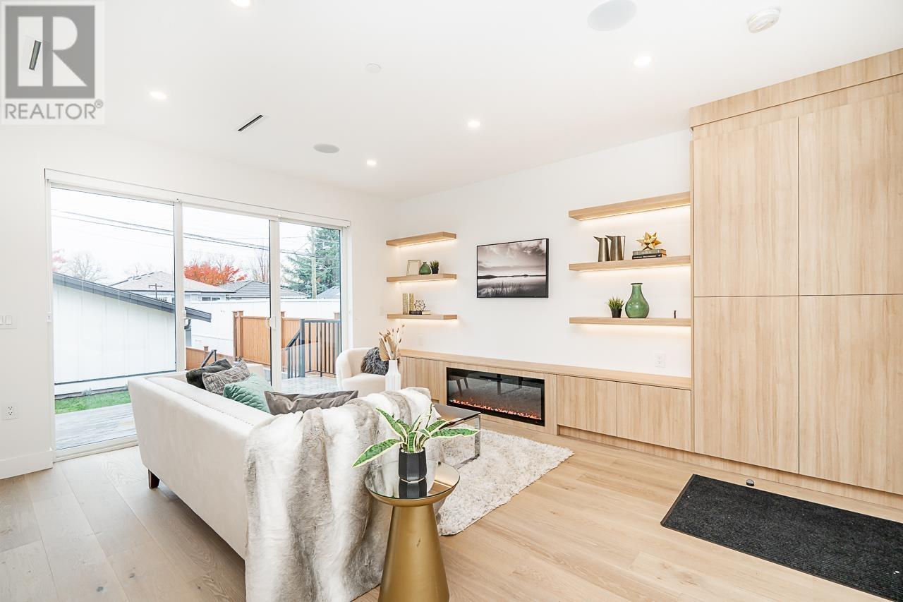 3564 Triumph Street, Vancouver, British Columbia  V5K 1V1 - Photo 5 - R2865746
