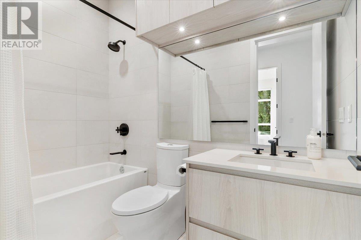 213 300 Salter Street, New Westminster, British Columbia  V3M 0L9 - Photo 22 - R2865754
