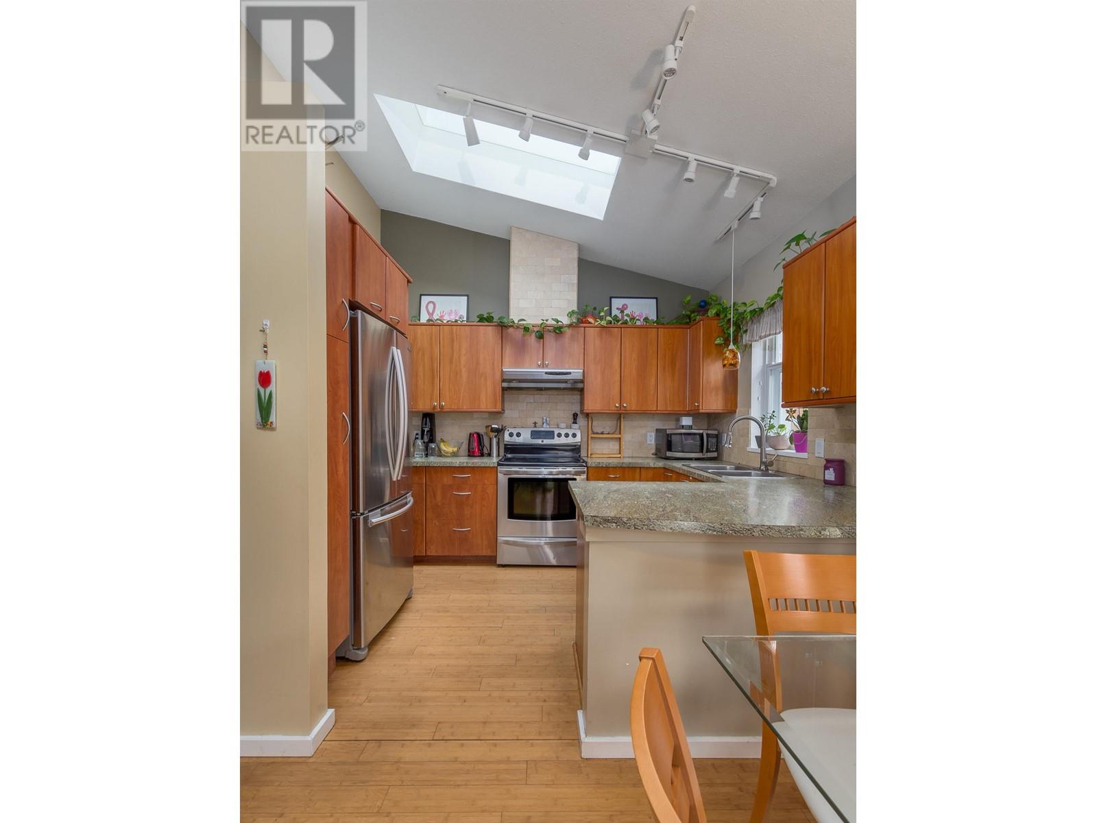 69 1821 Willow Crescent, Squamish, British Columbia  V8B 0L9 - Photo 4 - R2865763