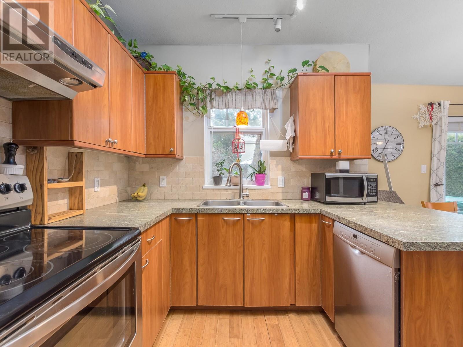 69 1821 Willow Crescent, Squamish, British Columbia  V8B 0L9 - Photo 6 - R2865763