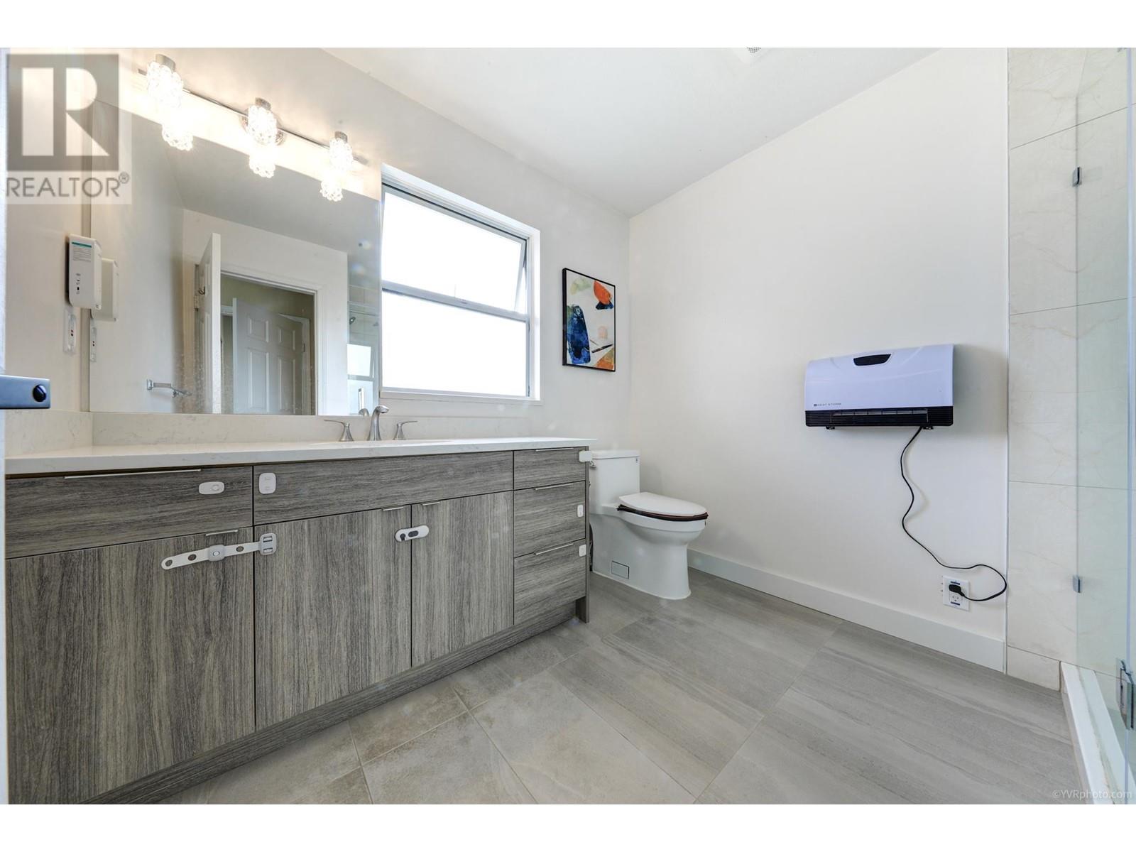 303 8120 Bennett Road, Richmond, British Columbia  V6Y 1N5 - Photo 18 - R2865764