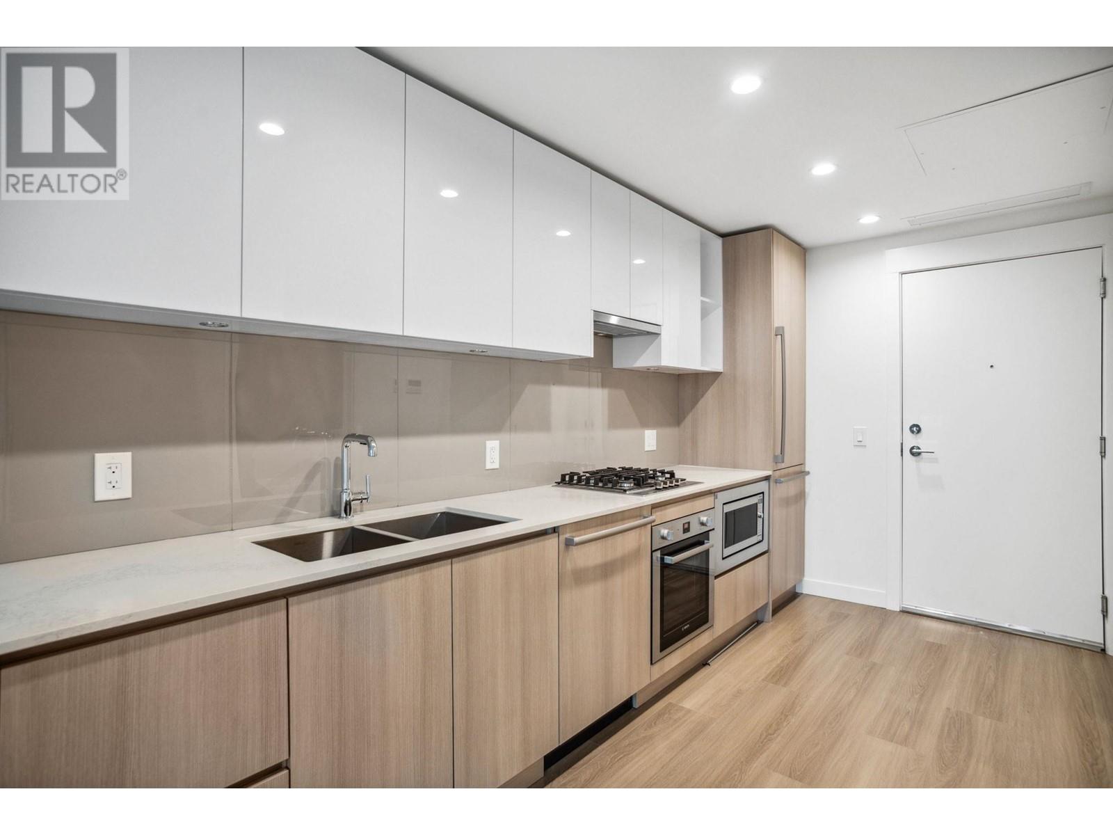 805 618 Carnarvon Street, New Westminster, British Columbia  V3E 1E9 - Photo 7 - R2865771