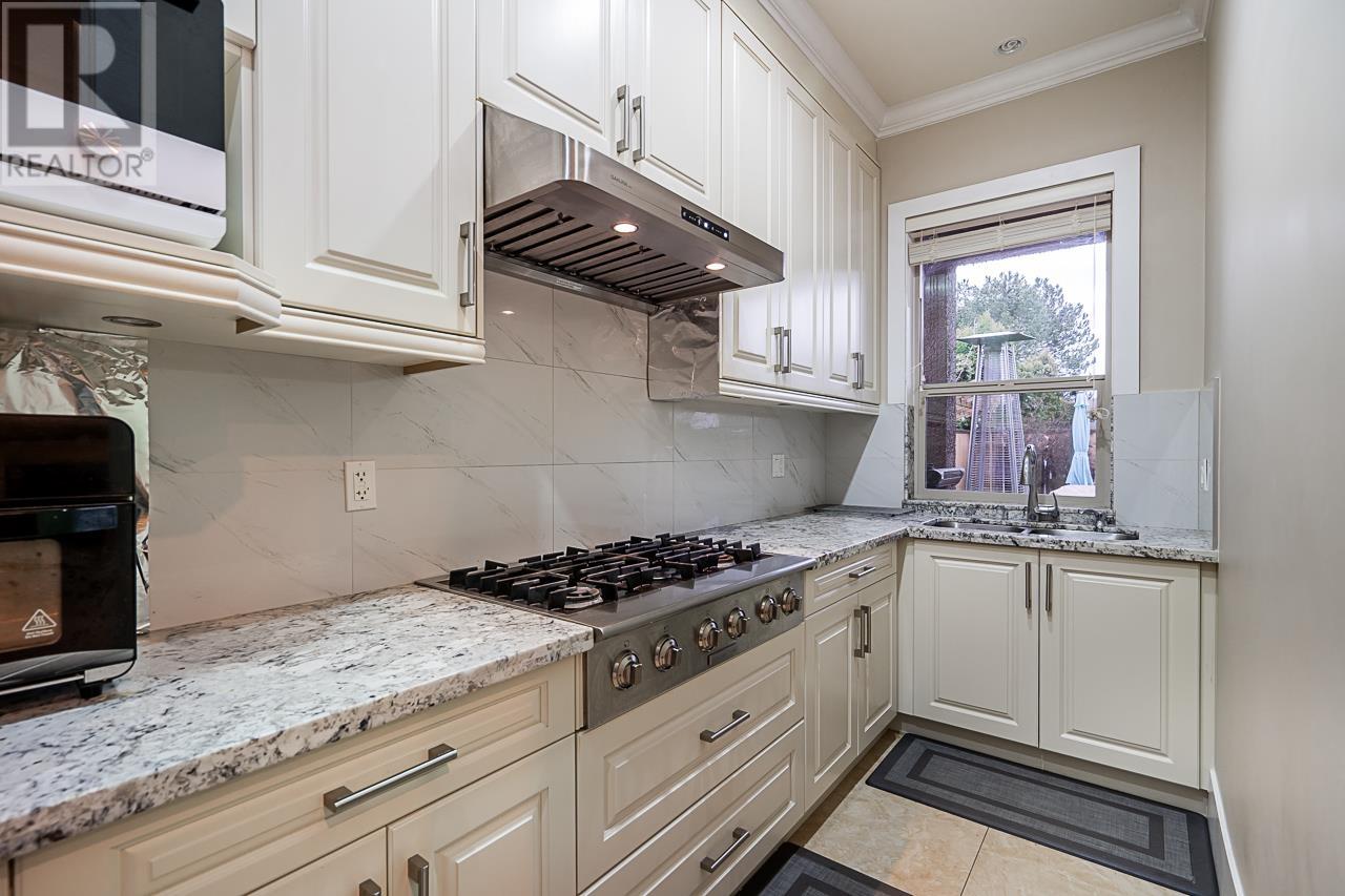 3311 Blundell Road, Richmond, British Columbia  V7C 1G5 - Photo 9 - R2865731