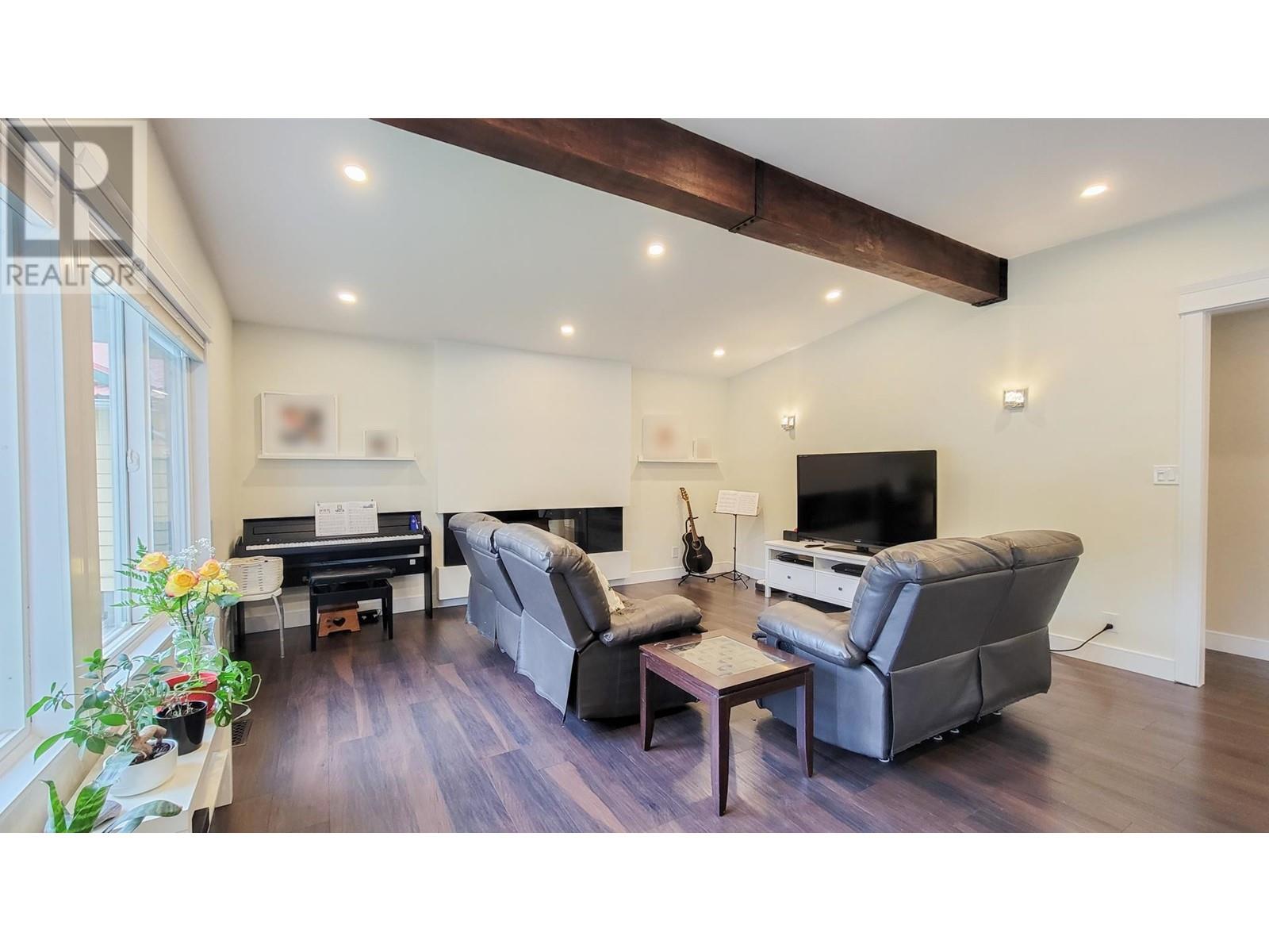 1142 Blue Heron Crescent, Port Coquitlam, British Columbia  V3B 1X1 - Photo 6 - R2865768