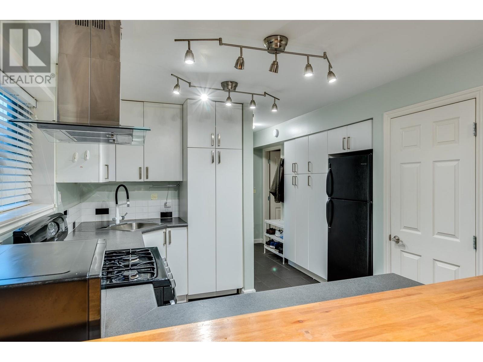 3671 Somerset Street, Port Coquitlam, British Columbia  V3B 5M3 - Photo 30 - R2865796
