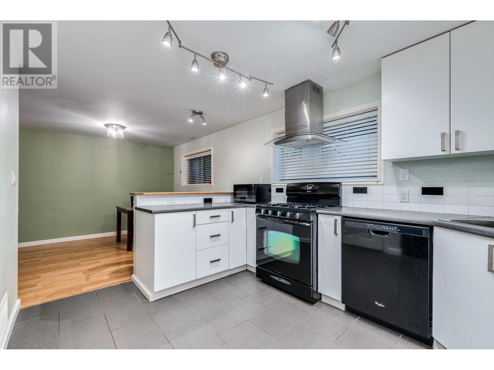 3671 Somerset Street, Port Coquitlam, British Columbia  V3B 5M3 - Photo 31 - R2865796