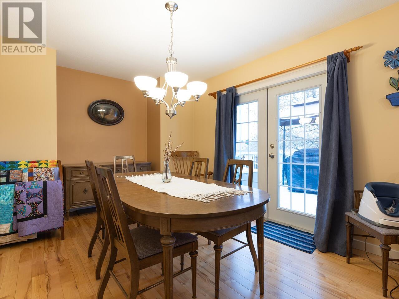 23441 Whippoorwill Avenue, Maple Ridge, British Columbia  V2X 9L8 - Photo 7 - R2865808