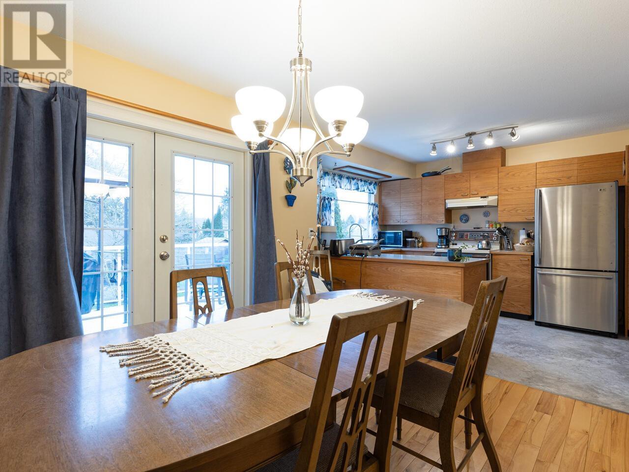 23441 Whippoorwill Avenue, Maple Ridge, British Columbia  V2X 9L8 - Photo 8 - R2865808