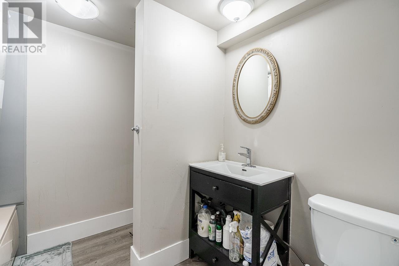 10700 Aragon Road, Richmond, British Columbia  V7A 3E9 - Photo 10 - R2865811