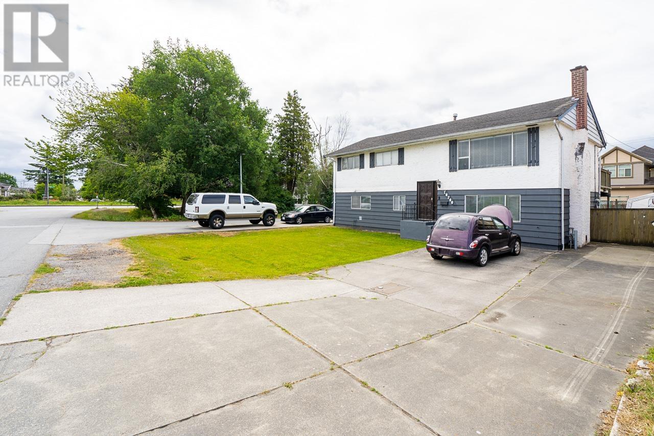 10700 Aragon Road, Richmond, British Columbia  V7A 3E9 - Photo 2 - R2865811