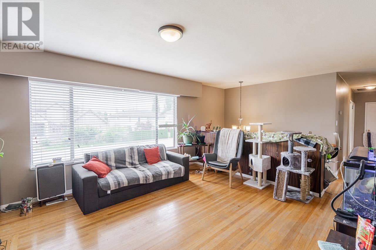10700 Aragon Road, Richmond, British Columbia  V7A 3E9 - Photo 6 - R2865811