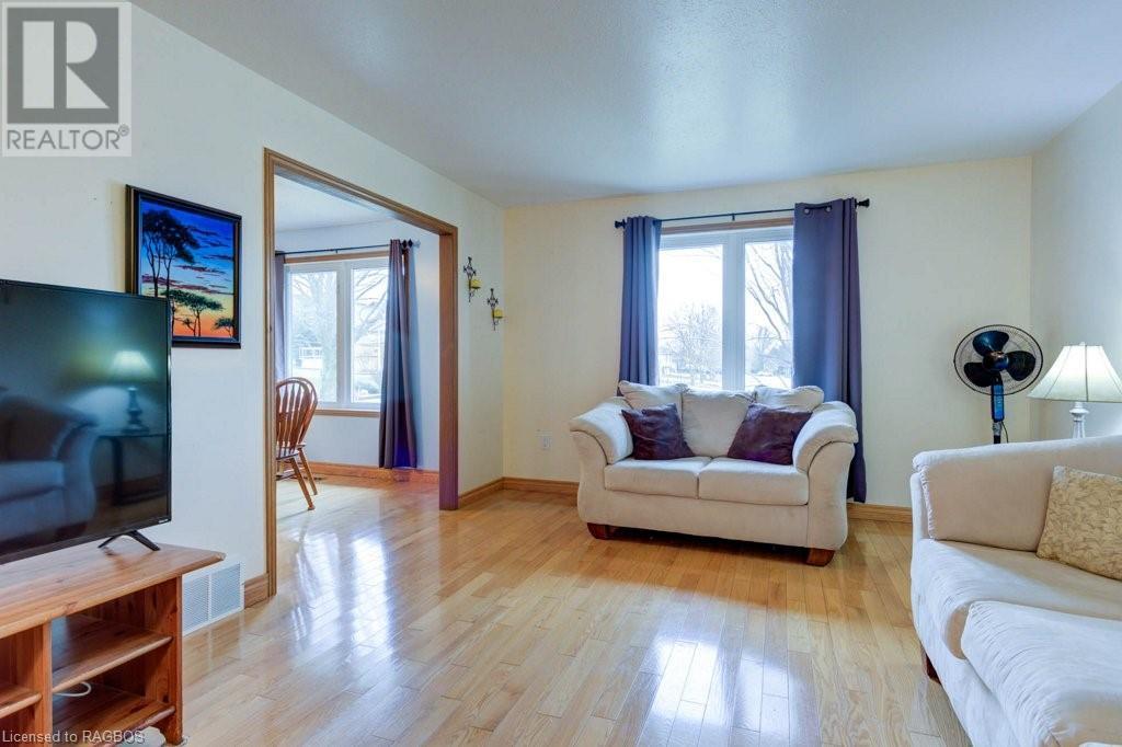 769 Princess Princess Street, Mount Forest, Ontario  N0G 2L3 - Photo 5 - 40564170