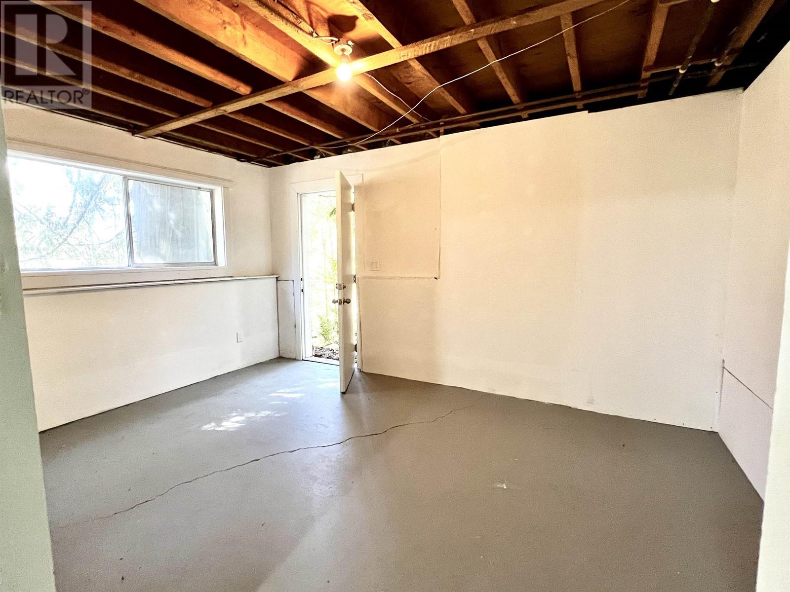 7462 Redrooffs Road, Halfmoon Bay, British Columbia  V7Z 1C3 - Photo 20 - R2865638