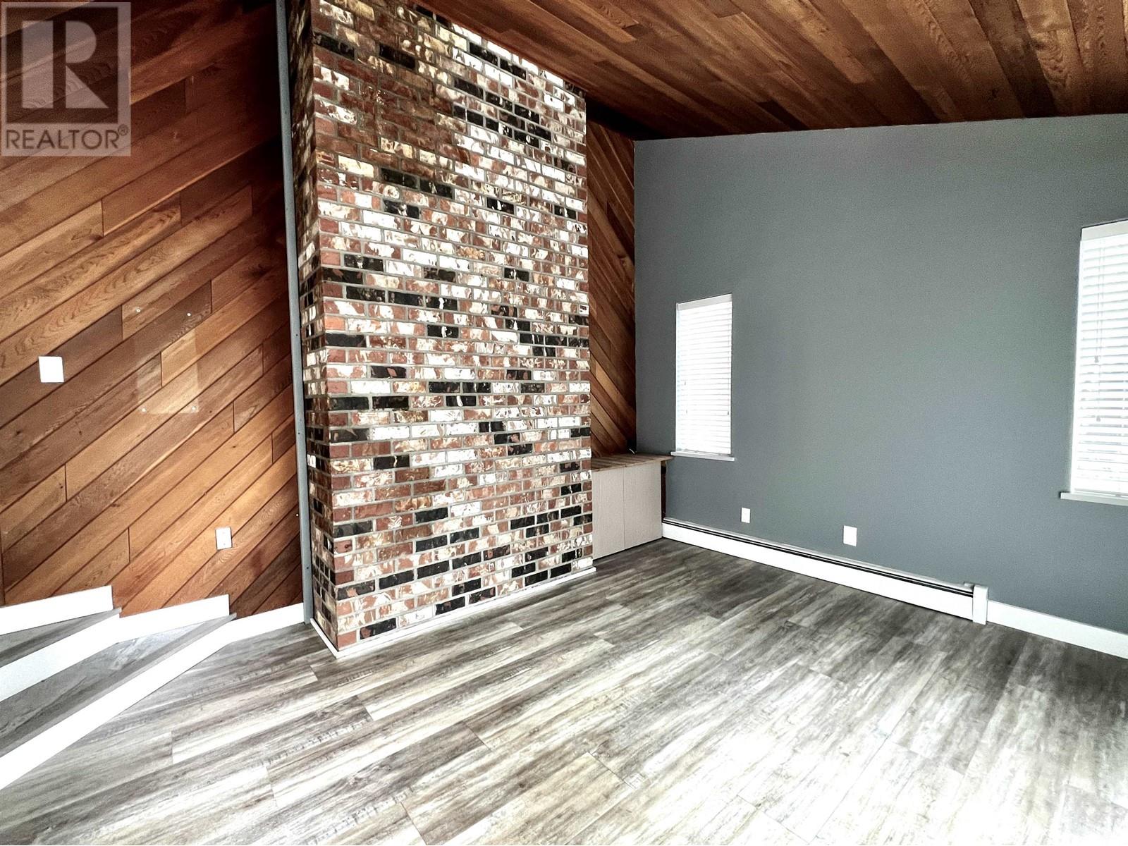 7462 Redrooffs Road, Halfmoon Bay, British Columbia  V7Z 1C3 - Photo 10 - R2865638