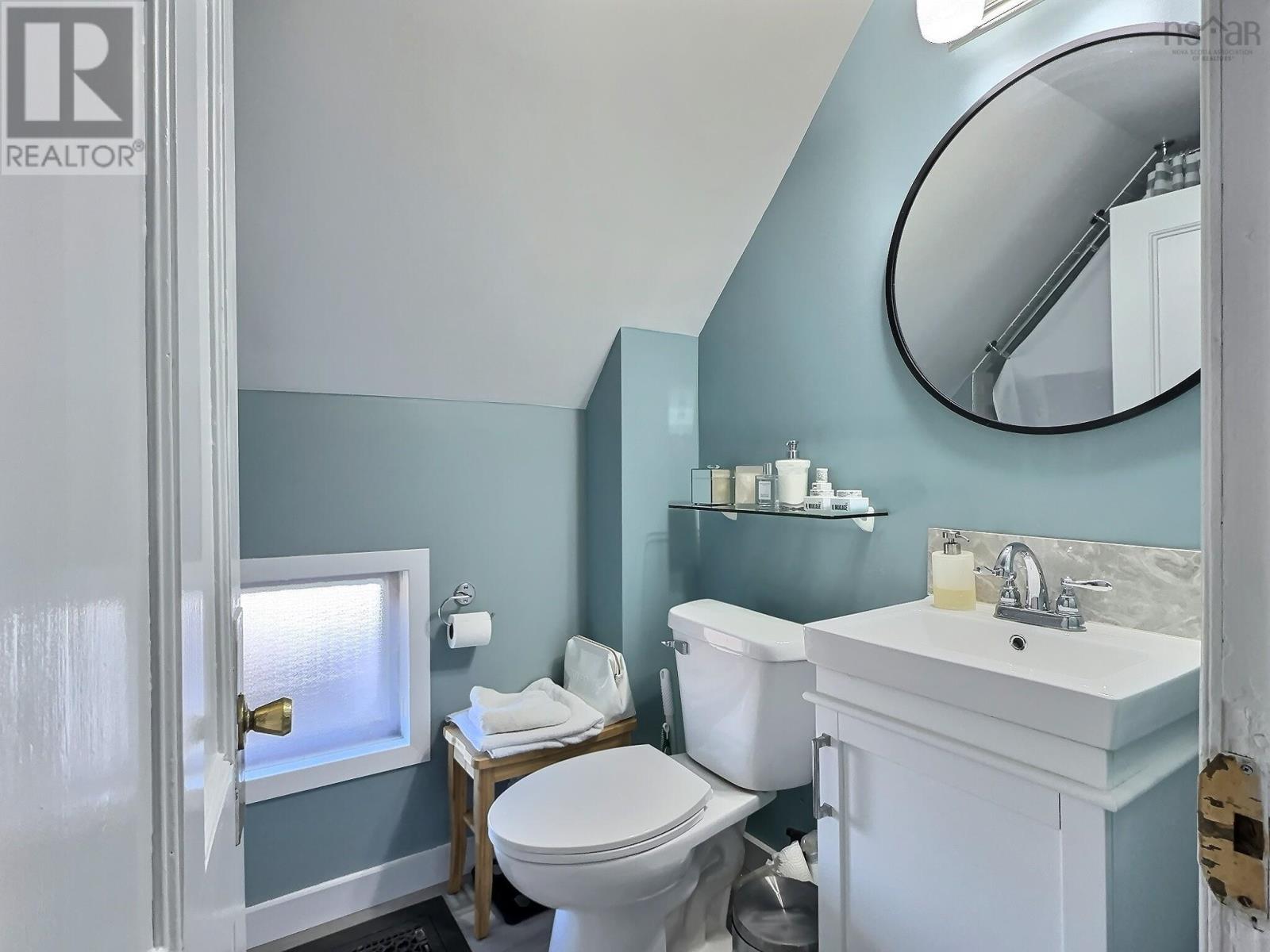 17 Riverside Avenue, Bible Hill, Nova Scotia  B2N 4G2 - Photo 11 - 202406048