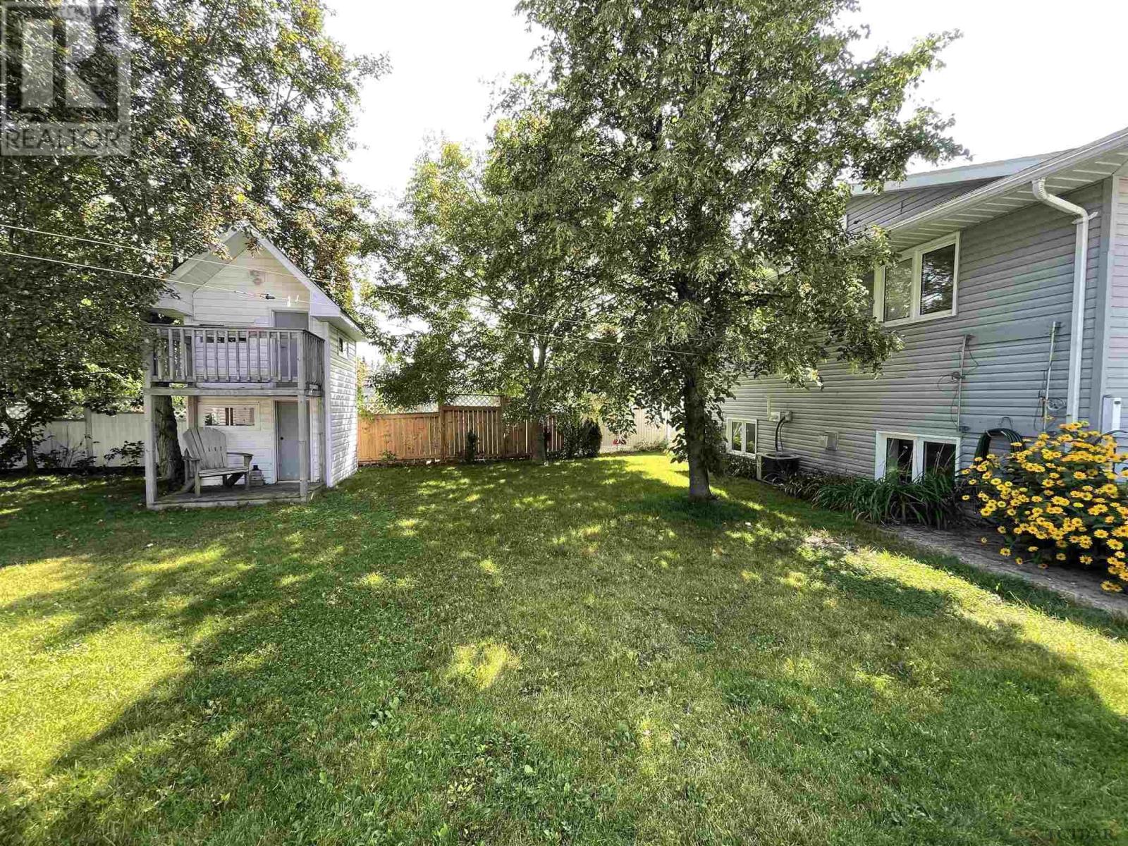 253 Crystal Cres, Temiskaming Shores, Ontario  P0J 1P0 - Photo 4 - TM240603